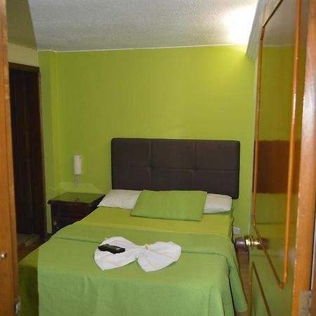 Hotel Las Palmas Fontibon Bogota Exterior photo